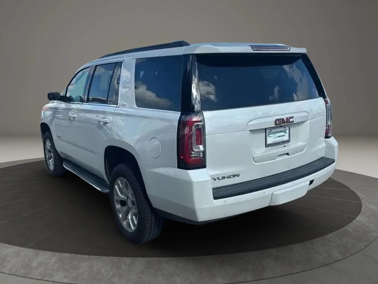 Used 2020 GMC Yukon SLT w/ Value Plus Edition AWD/4WD image 7