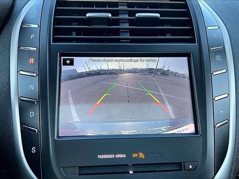 Used 2019 Lincoln MKC Reserve image 15