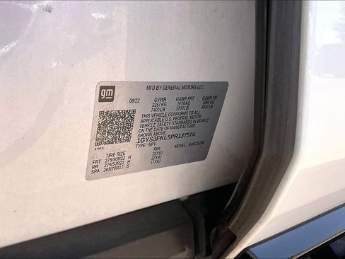 Used 2023 Cadillac Escalade Sport w/ LPO, ONYX Package RWD image 34