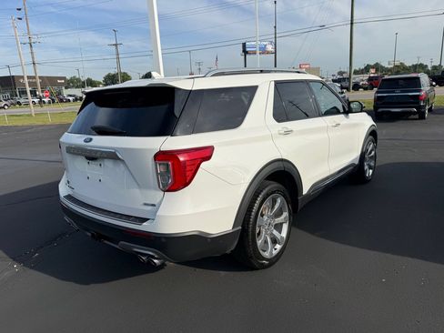 Used 2020 Ford Explorer Platinum w/ Premium Technology Package AWD/4WD image 6