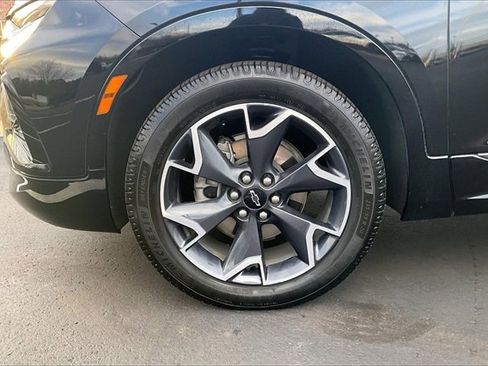 Used 2022 Chevrolet Blazer RS w/ Enhanced Convenience Package image 9