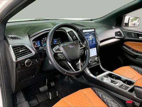 Used 2024 Ford Edge Titanium w/ Titanium Elite Package AWD/4WD image 17