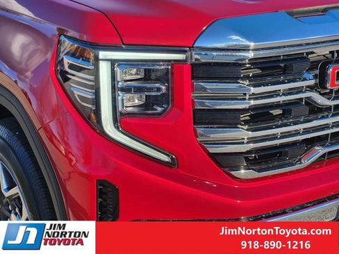 Used 2023 GMC Sierra 1500 SLT w/ SLT Premium Package image 10