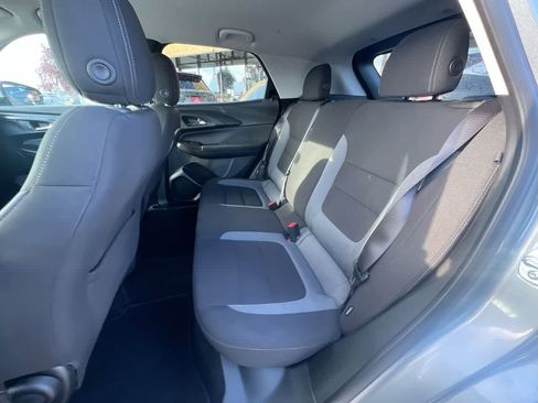 Used 2025 Chevrolet TrailBlazer LT image 23