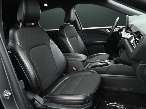 Used 2024 Ford Escape ST-Line image 22