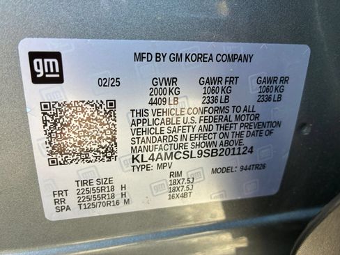 Used 2025 Buick Encore GX Preferred AWD/4WD image 28