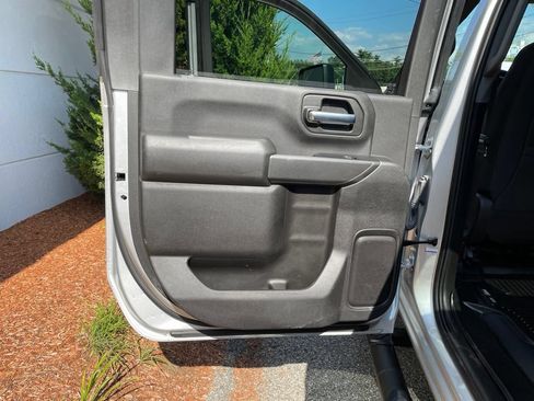 Used 2023 Chevrolet Silverado 2500 Custom w/ Custom Value Package AWD/4WD image 22
