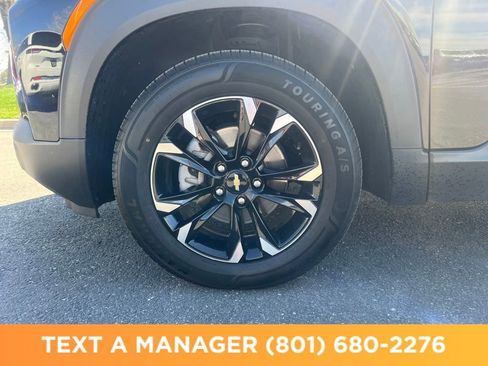Used 2022 Chevrolet TrailBlazer LT w/ Convenience Package AWD/4WD image 21