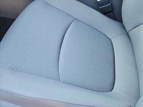 New 2025 Toyota RAV4 LE image 4