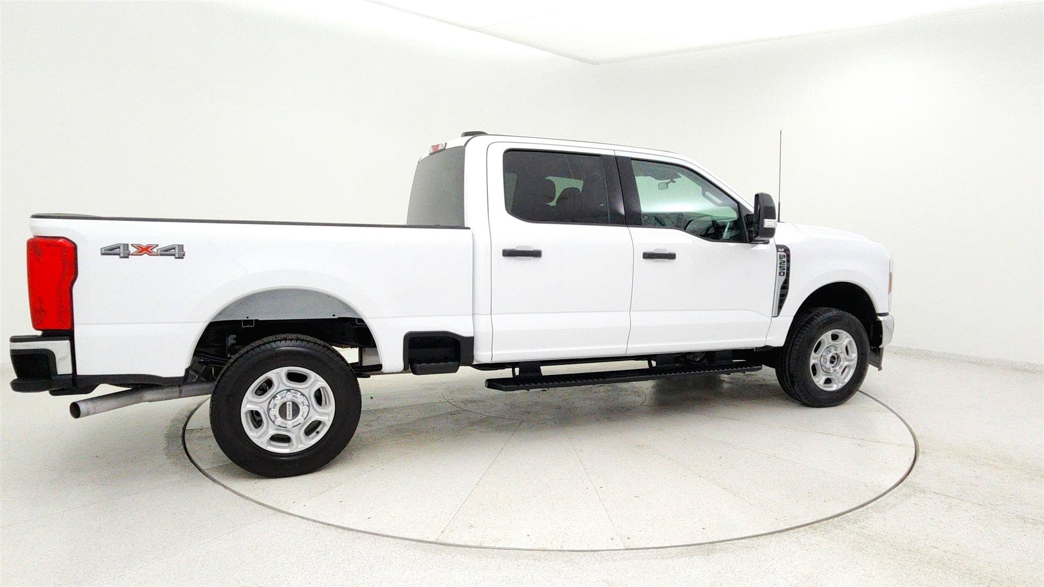 Used 2026 Ford F250 XLT AWD/4WD image 6