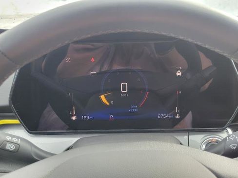 Used 2024 Chevrolet Trax LT w/ Driver Confidence Package image 11