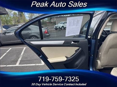 Used 2016 Volkswagen Jetta SE image 21
