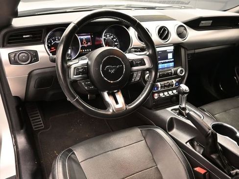 Used 2019 Ford Mustang GT Premium image 14