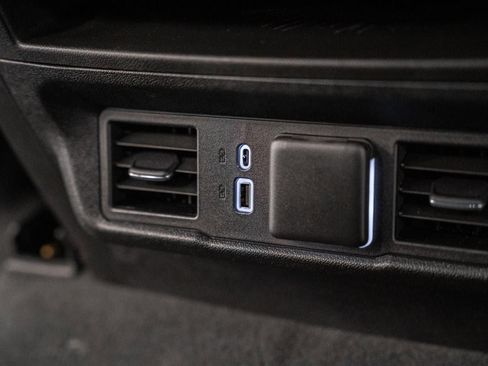 Used 2022 GMC Sierra 1500 Elevation AWD/4WD image 40
