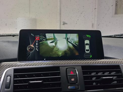 Used 2016 BMW M4 Coupe RWD image 13