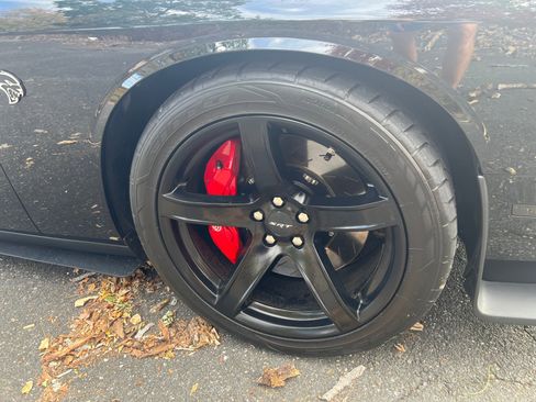 Used 2017 Dodge Challenger SRT Hellcat image 11