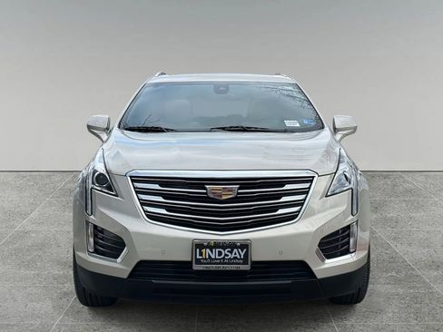 Used 2017 Cadillac XT5 Luxury w/ Driver Awareness Package image 8