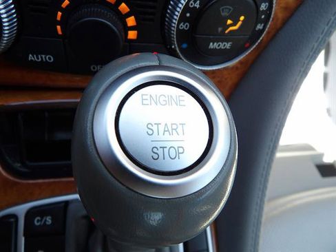 Used 2009 Mercedes-Benz SL 550 image 36