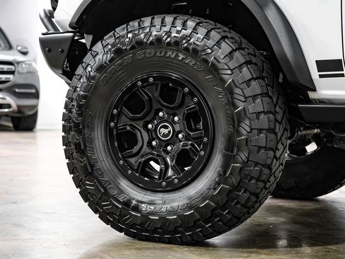 Used 2023 Ford Bronco Wildtrak AWD/4WD image 68