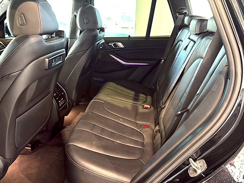 Used 2022 BMW X5 sDrive40i w/ Premium Package image 8