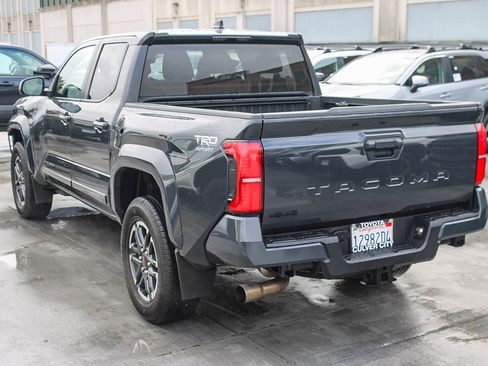 Used 2024 Toyota Tacoma TRD Sport image 7