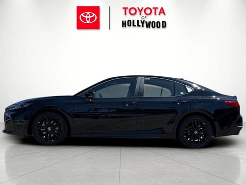 New 2026 Toyota Camry SE FWD image 9