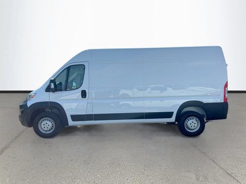 New 2026 RAM ProMaster 2500 w/ Convenience Group FWD image 4