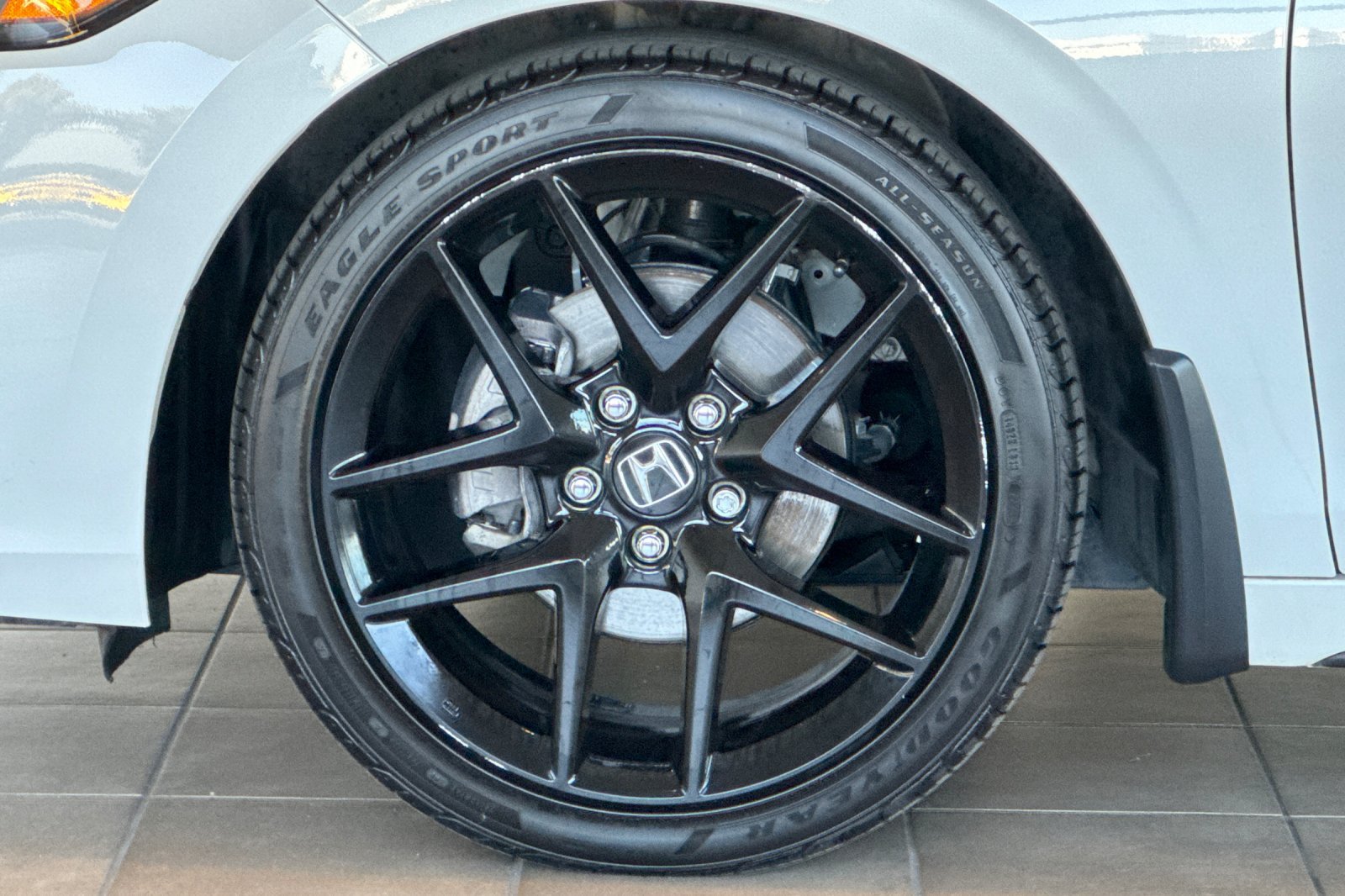 Used 2023 Honda Civic Sport image 25