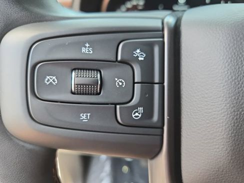 Used 2024 GMC Yukon AT4 w/ AT4 Premium Package AWD/4WD image 22