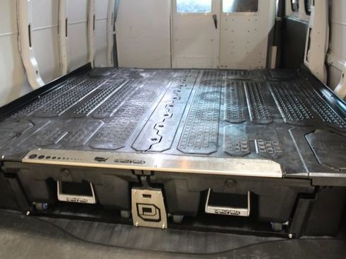 Used 2014 GMC Savana 3500 image 18