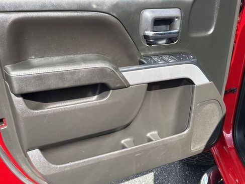 Used 2018 Chevrolet Silverado 1500 LT w/ All Star Edition image 15