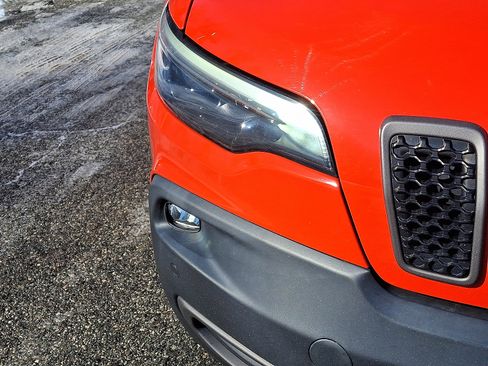 Used 2021 Jeep Cherokee Trailhawk w/ Sun, Sound & Nav Group image 10