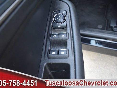 Used 2024 Ford Edge SEL image 17