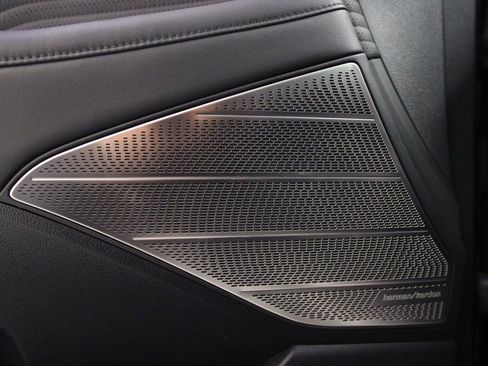 Used 2024 Hyundai Palisade Calligraphy image 24