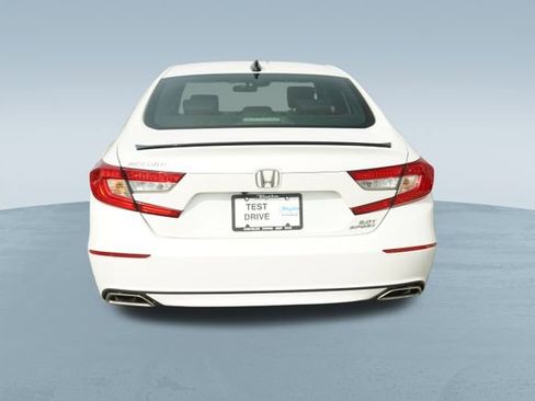 Used 2022 Honda Accord Sport image 7