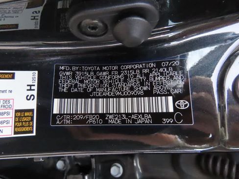 Used 2021 Toyota Corolla LE image 24