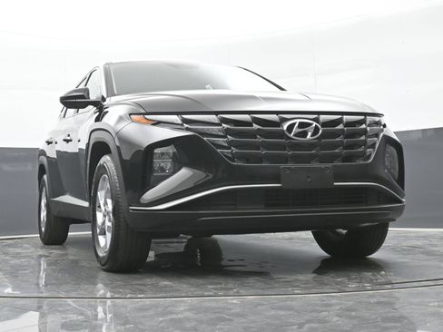 Used 2023 Hyundai Tucson SE AWD/4WD image 34