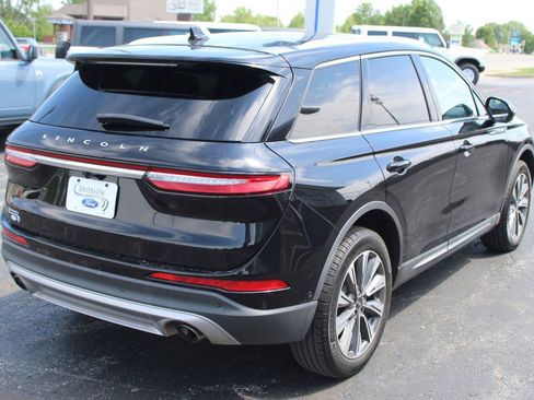 Used 2022 Lincoln Corsair Reserve w/ Equipment Group 201A AWD/4WD image 8