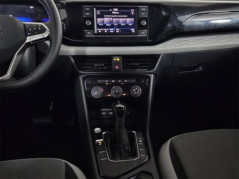 Used 2024 Volkswagen Taos S w/ MDO Package image 9