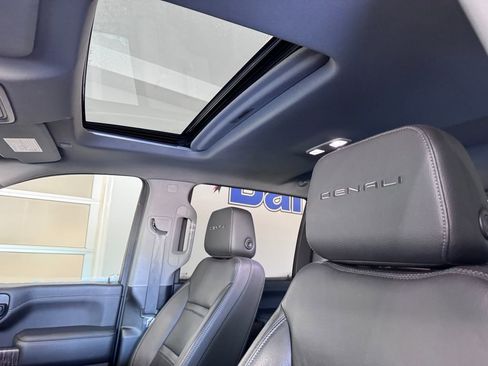 Used 2022 GMC Sierra 2500 Denali w/ Denali Ultimate Package image 25