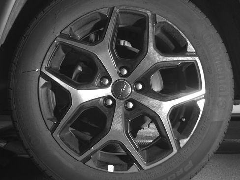 Used 2025 Jeep Compass Limited image 14