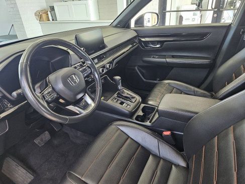 Used 2024 Honda CR-V Sport Touring image 8