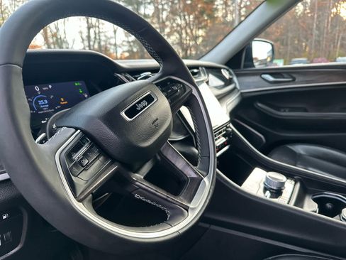 Used 2023 Jeep Grand Cherokee 4WD 4xe image 22