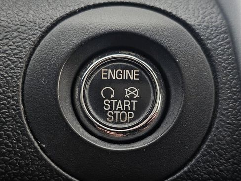 Used 2012 Ford Edge Limited image 38