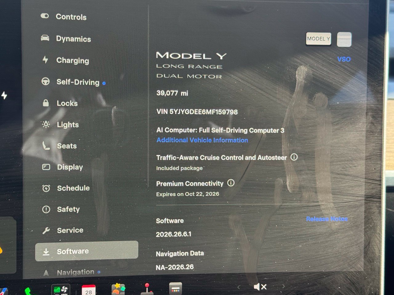 Used 2021 Tesla Model Y Long Range AWD/4WD image 5