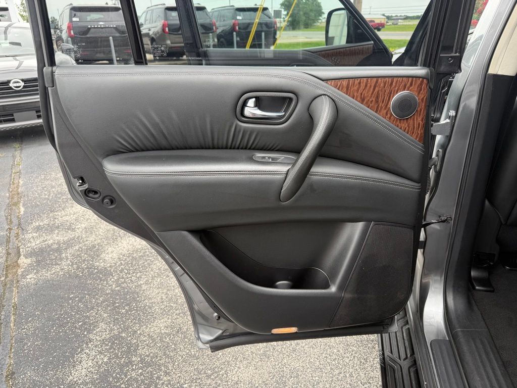 Used 2019 Nissan Armada Platinum w/ Captain's Chairs Package RWD image 13