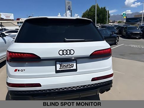 New 2026 Audi SQ7 Premium Plus AWD/4WD image 4