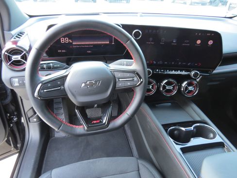 Used 2024 Chevrolet Blazer EV RS image 17