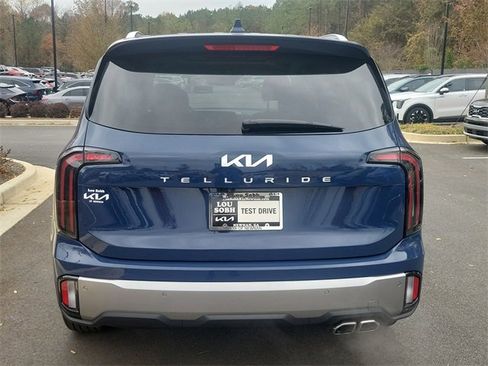 Certified 2025 Kia Telluride EX w/ EX Captain's Chair Package image 5