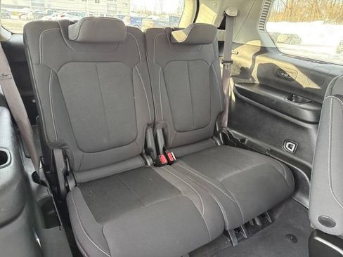 Used 2023 Jeep Grand Cherokee L Laredo w/ Luxury Tech Group I image 12